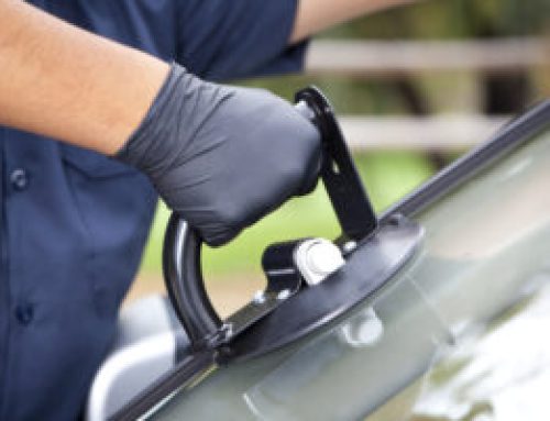 Iowa governor signs auto glass AOB bill