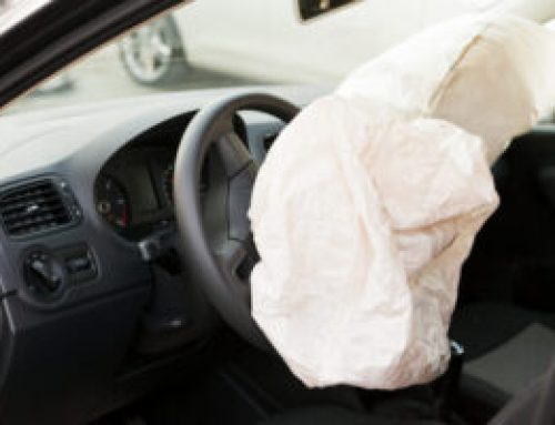 A proposed federal bill could put auto sellers in prison for not disclosing missing, disabled airbags